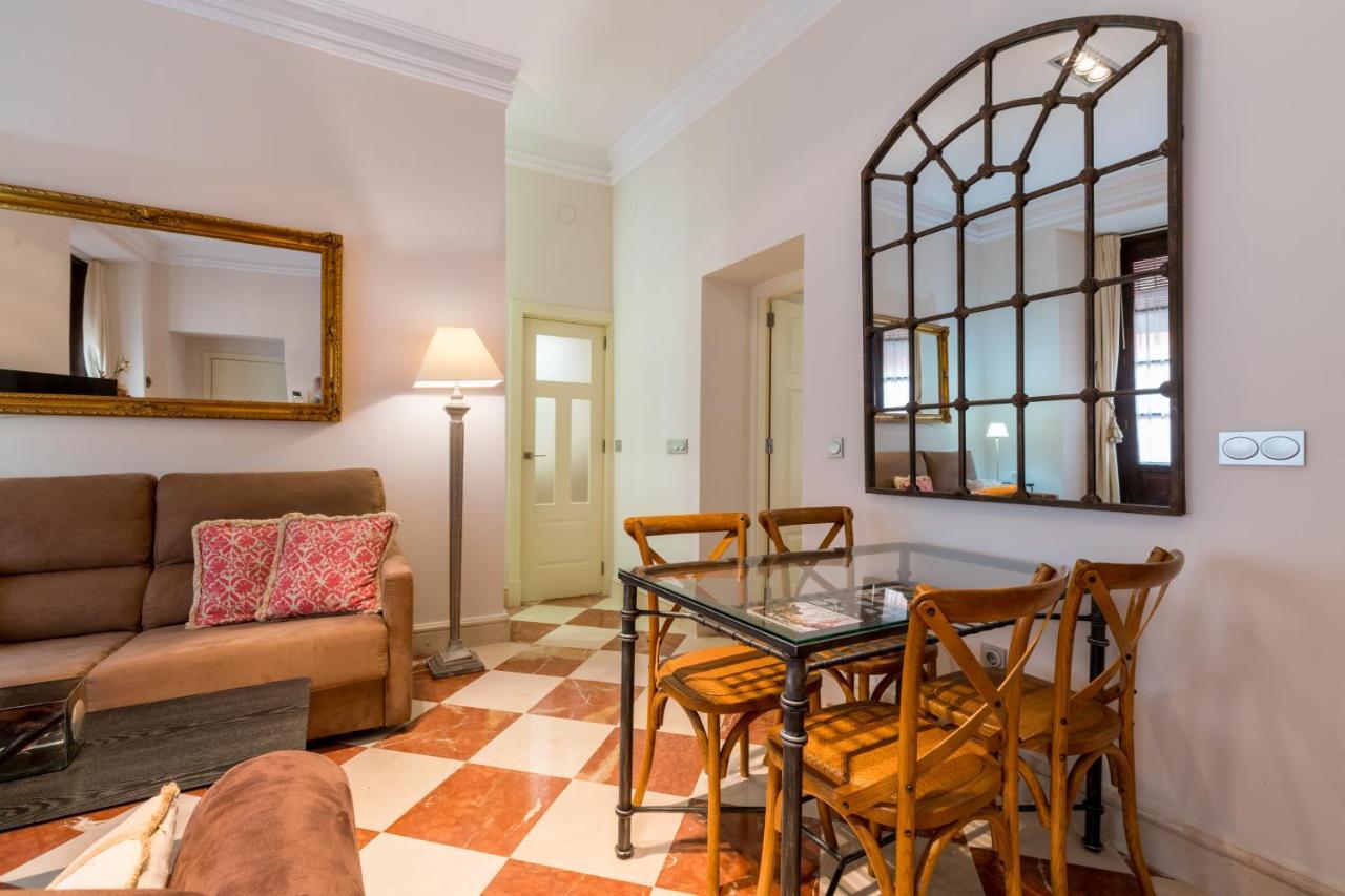 Quevedo Suite Sevilla Exterior foto