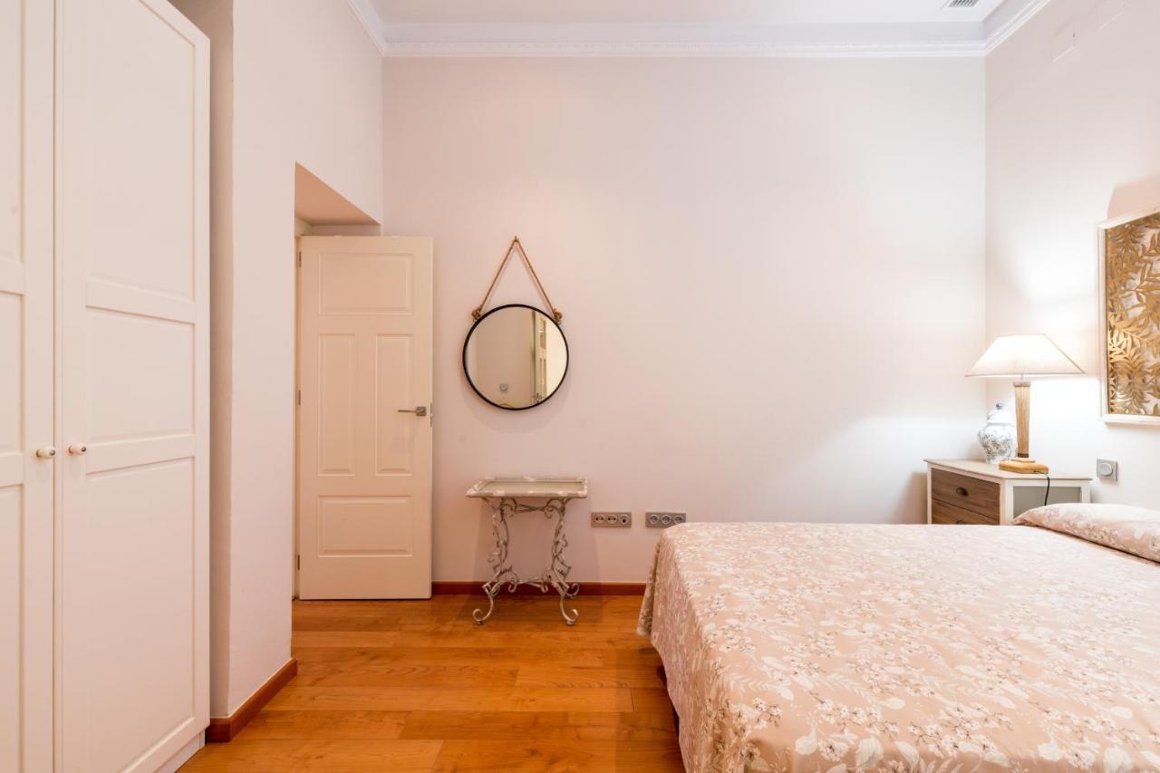Quevedo Suite Sevilla Exterior foto