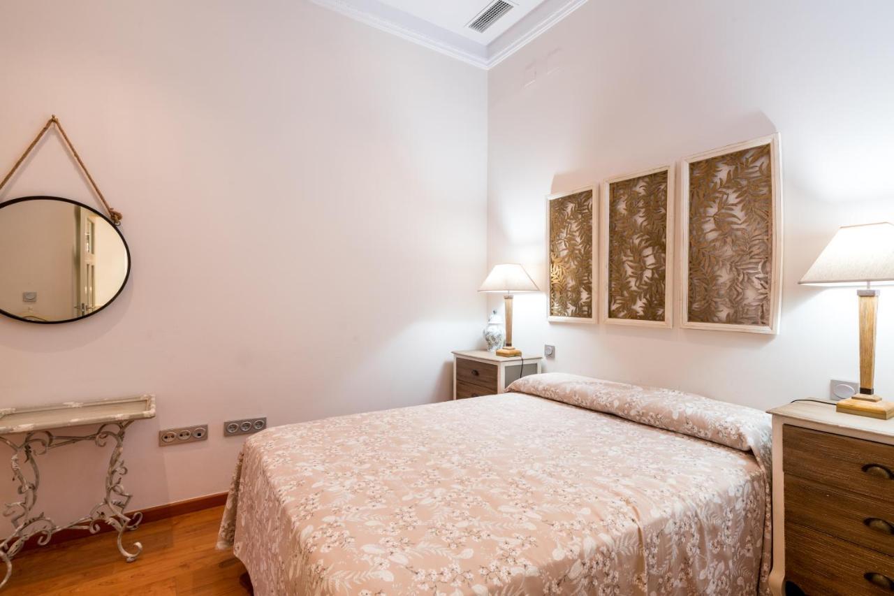 Quevedo Suite Sevilla Exterior foto